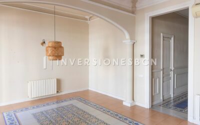 Stately apartment in C/Balmes – Sale